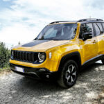 Adesivo Sagomato per Cofano Jeep Renegade, Nero Goffrato - Quattroerre